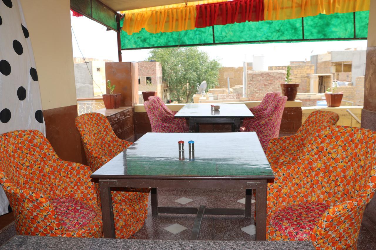 Ratan Hostel Jaisalmer Exterior photo